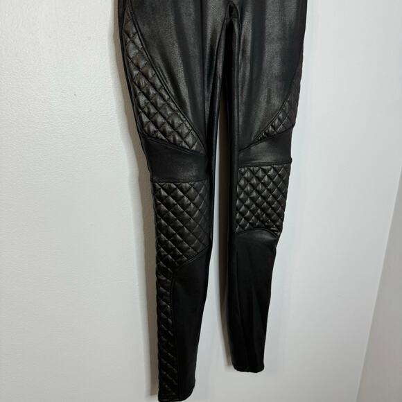 Spanx Quilted Faux Leather Moto Legging Black Stretch Slimming Women's Small - Picture 6 of 11